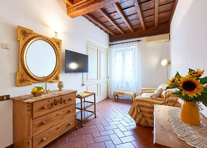 La Perla Di Trevi Apartment